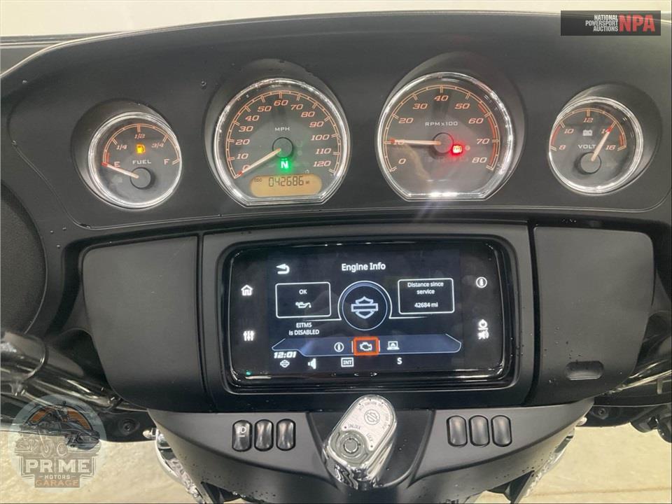 2019 Harley-Davidson FLHTCUTG TRI GLIDE ULTRA — фото 5
