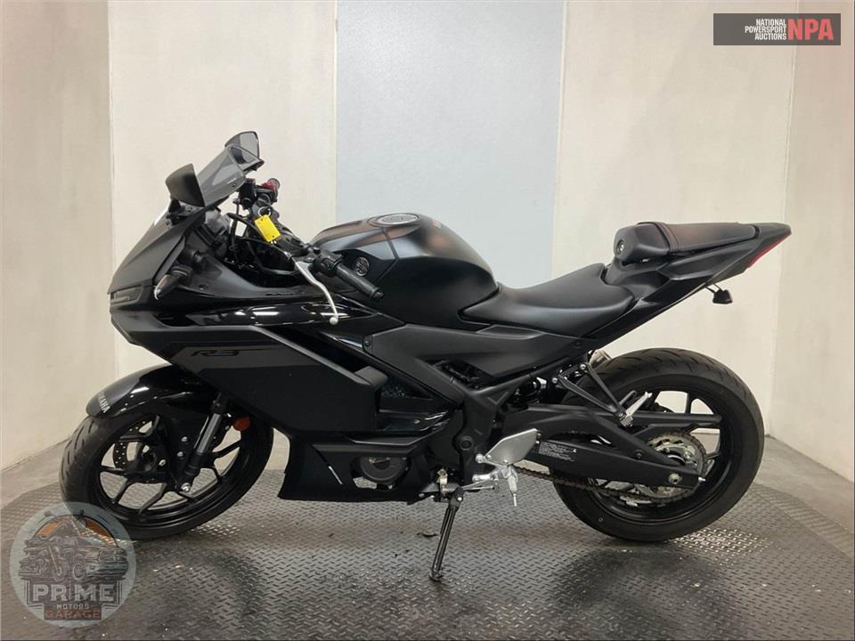 2025 Yamaha YZF-R3 — фото 3