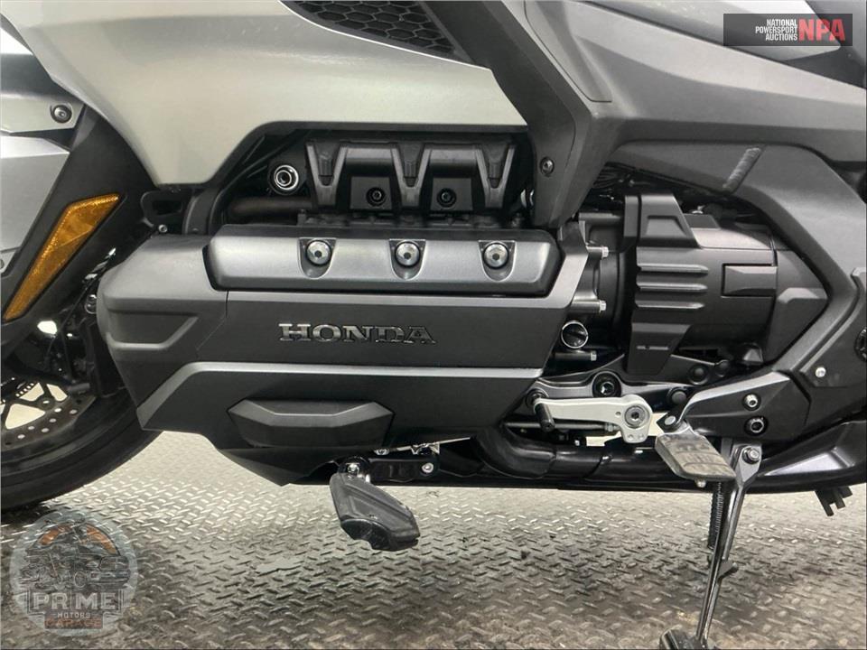 2025 Honda GOLD WING TOUR 50TH ANNIVERSARY — фото 7