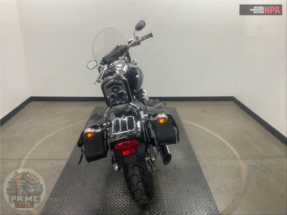 2004 Yamaha XVS65S/C V-STAR CUSTOM — фото 4