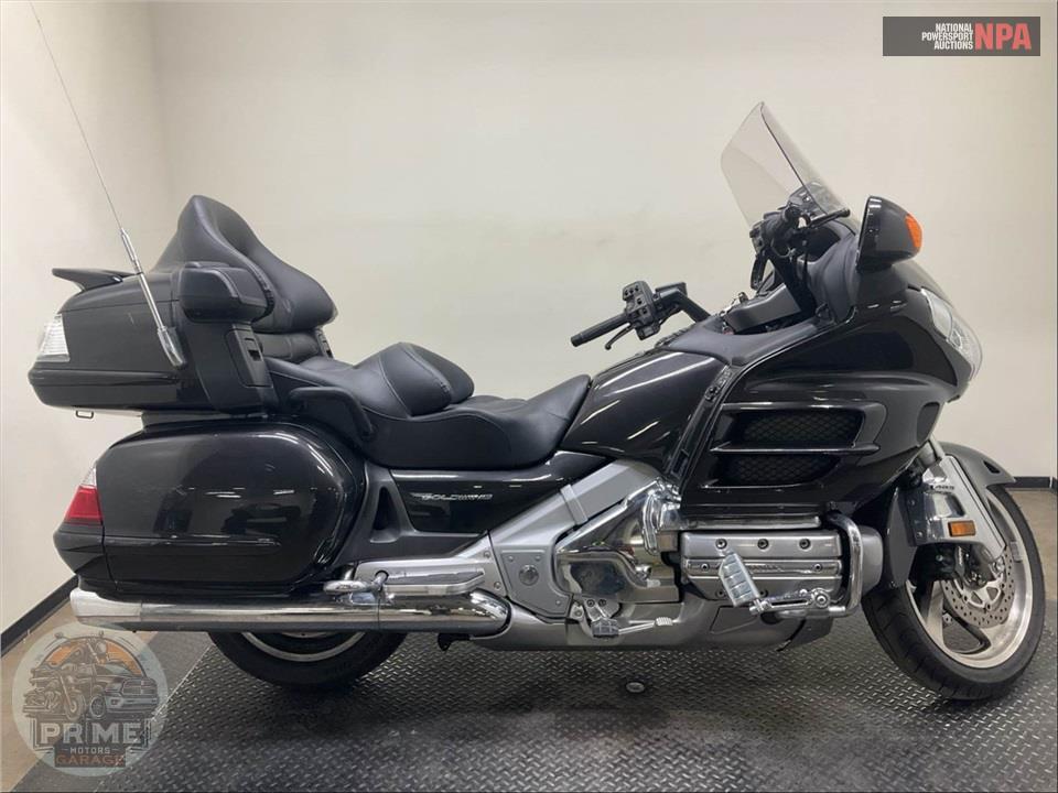 2010 Honda GL1800HPNAMA GLDWNG ABS** — фото 1