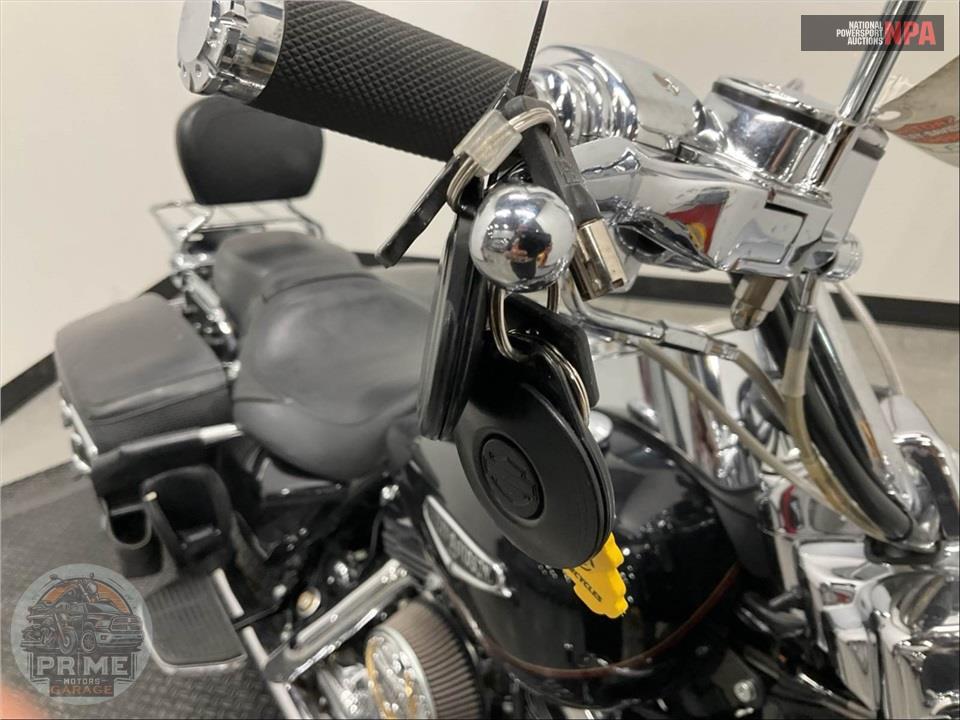 2002 Harley-Davidson FLHRCI ROAD KING CLASSIC — фото 11