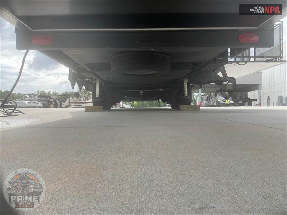 2024 Alliance Rv M-42V13 - VALOR FIFTH WHEEL SERIES — фото 64