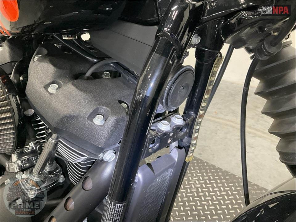2022 Harley-Davidson FXBBS STREET BOB 114 — фото 13