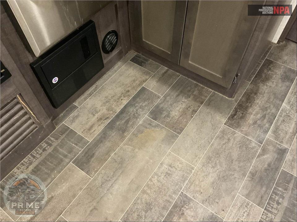2019 Crossroads Rv M-253 RB - SUNSET TRAIL SUPER LITE SERIES — фото 20