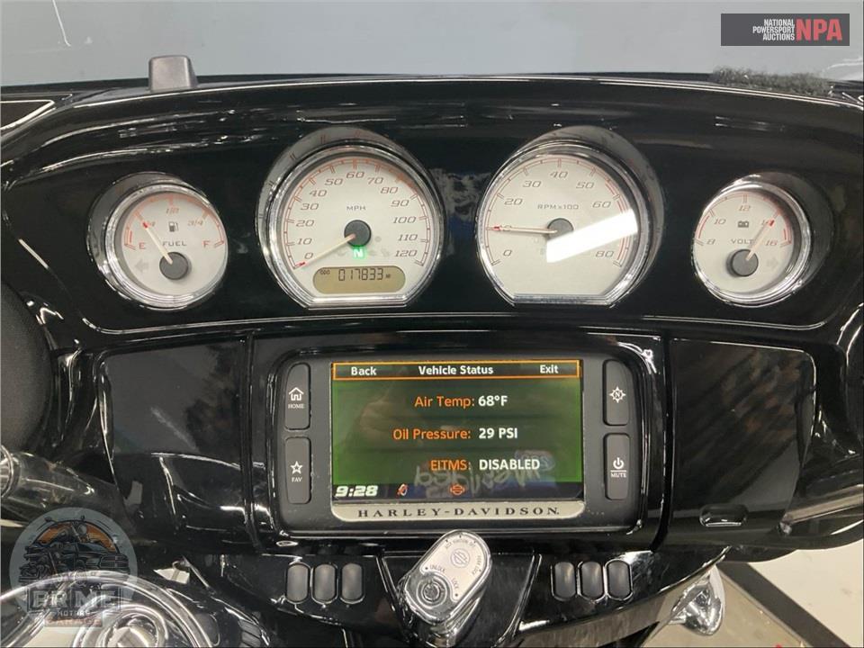 2015 Harley-Davidson FLHXS STREET GLIDE SPECIAL — фото 5