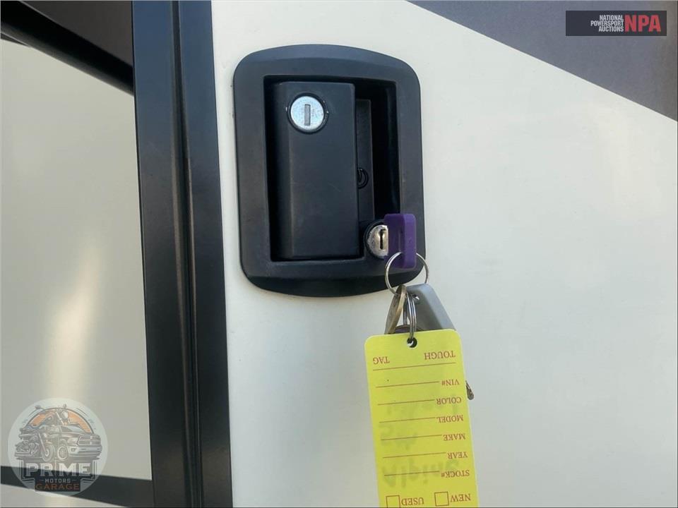 2020 Keystone Rv M-3710 KP - ALPINE FIFTH WHEEL SERIES — фото 32