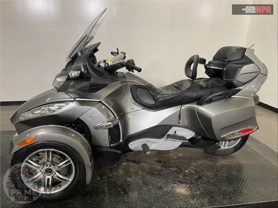 2011 Can-Am SPYDER RT-S SE5 — фото 2