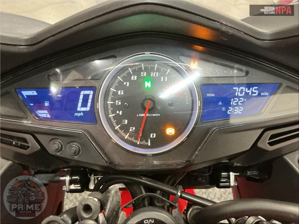 2015 Honda VFR800FDF INTERCEPTOR DELUXE — фото 5