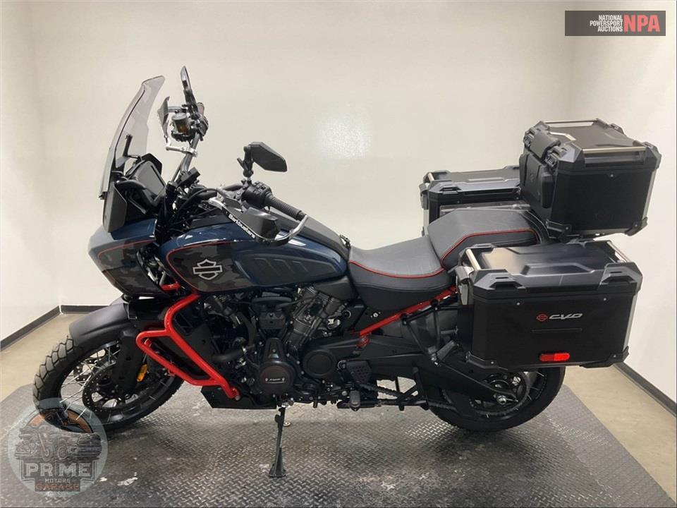 2025 Harley-Davidson RA1250SE CVO PAN AMERICA — фото 3