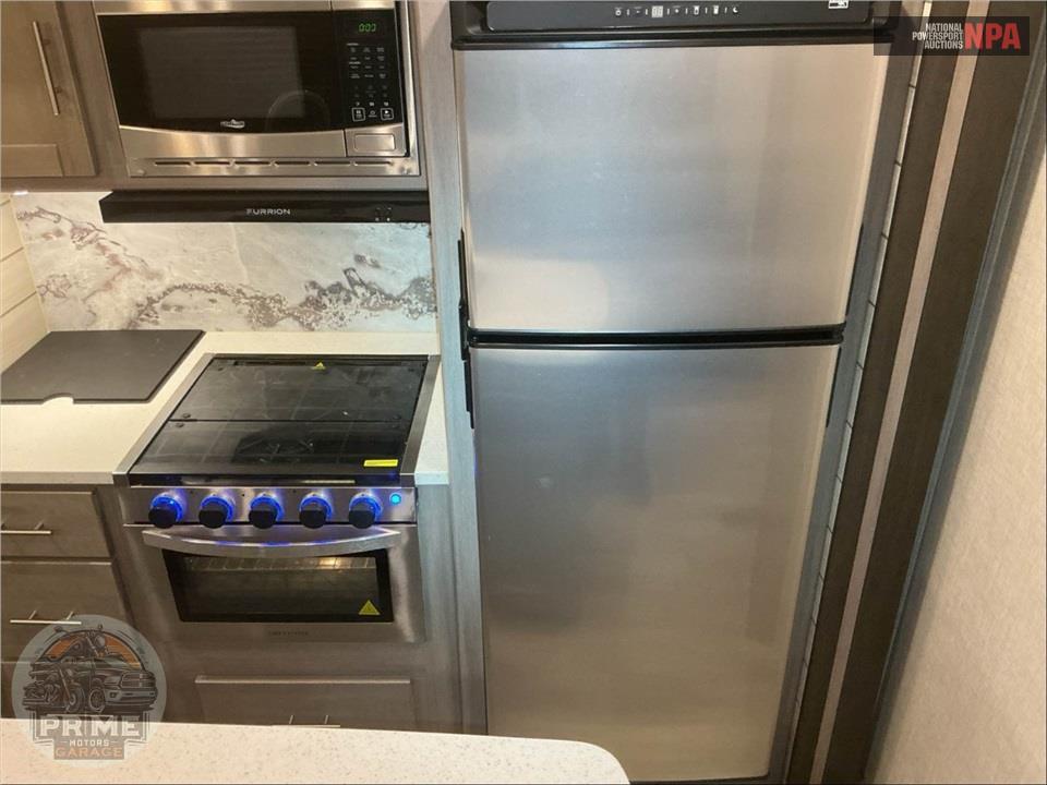 2021 Crossroads Rv M-331 BH SUNSET TRAIL SUPER LITE SERIES — фото 20