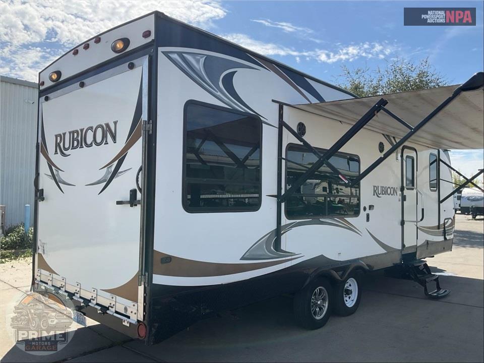 2015 Dutchmen R2600 RUBICON TOY-HAULER TRAVEL TRAILER — фото 4