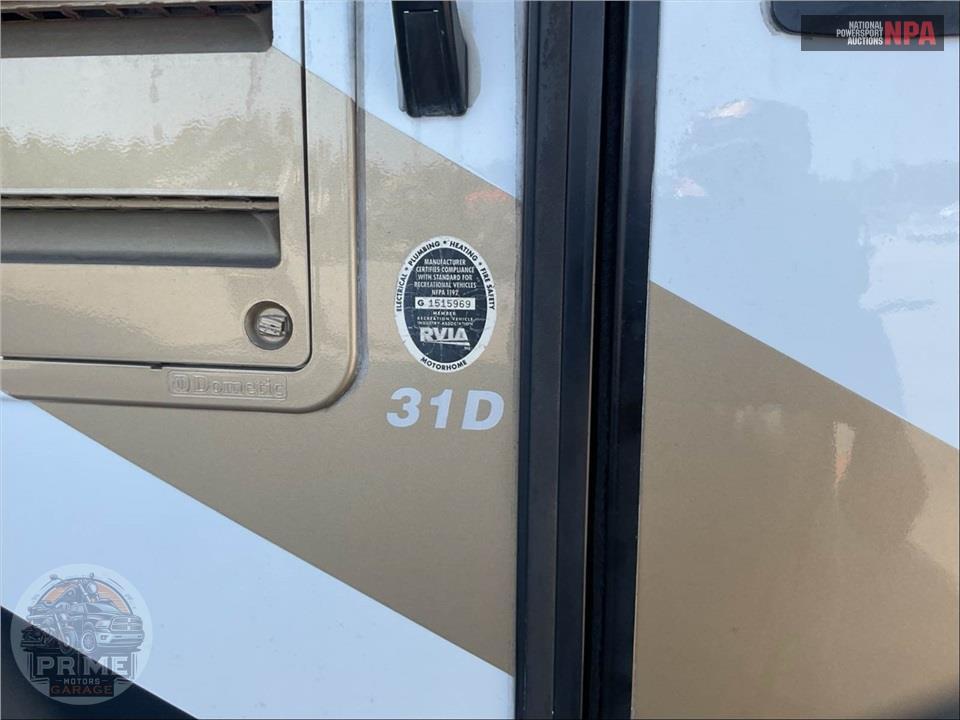 2015 Jamboree M-31D FORD E450 6.8 LITER - SPORT SERIES — фото 7