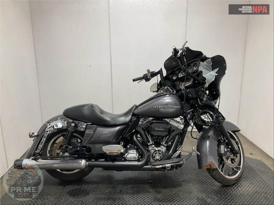 2014 Harley-Davidson FLHXS STREET GLIDE — фото 1