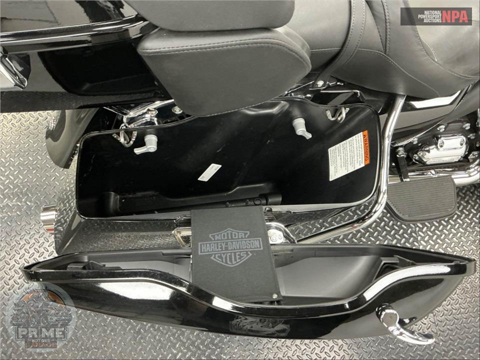 2023 Harley-Davidson FLHTK ELECTRA GLIDE ULTRA LIMITED — фото 28