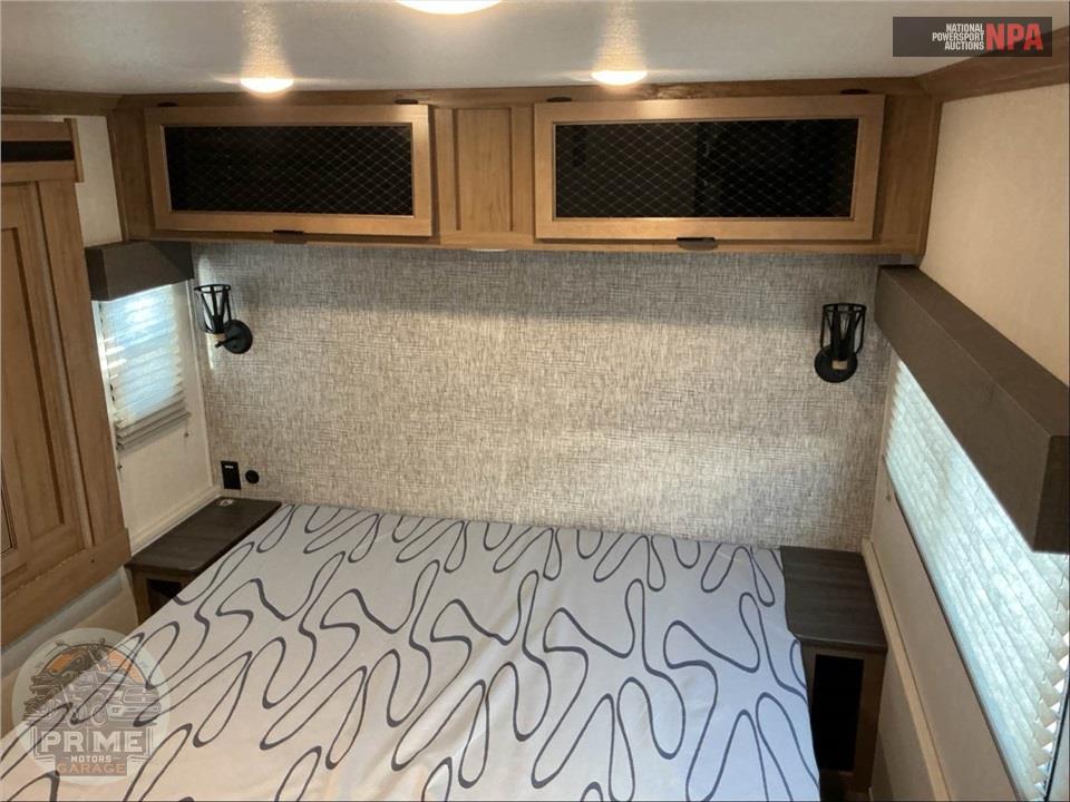 2024 Sabre By Forest River M-37FLL - FIFTH WHEEL SERIES — фото 10