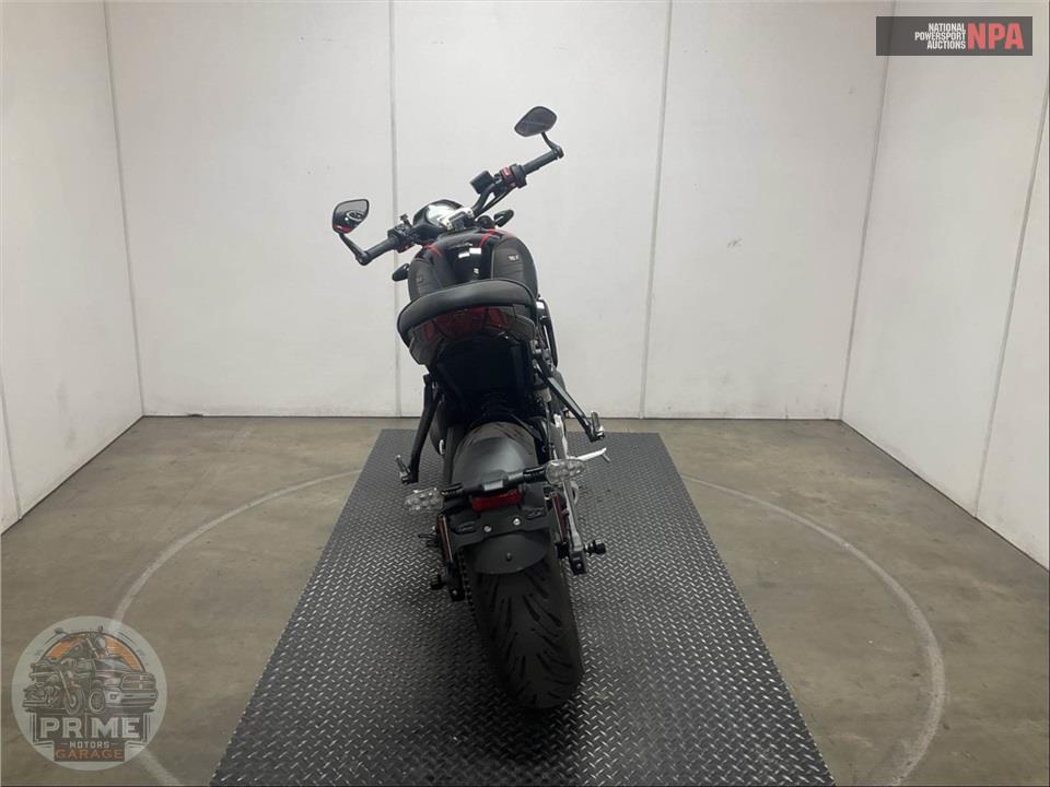2026 Triumph TRIDENT 660 TRIPLE TRIBUTE EDITION — фото 4