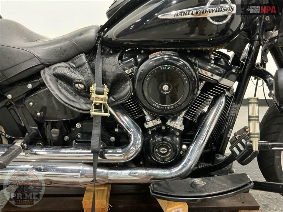 2019 Harley-Davidson FLHC HERITAGE CLASSIC — фото 6