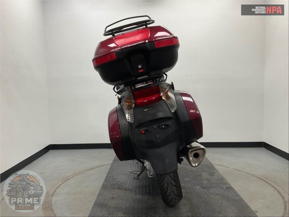 2010 Honda NT700VA — фото 4