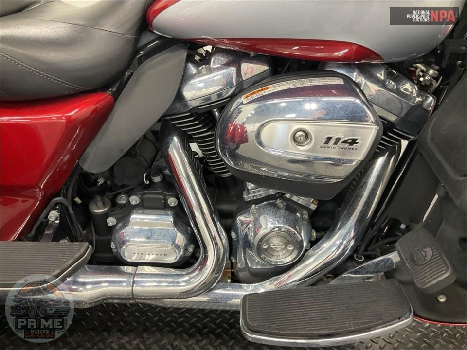 2019 Harley-Davidson FLHTCUTG TRI GLIDE ULTRA — фото 6