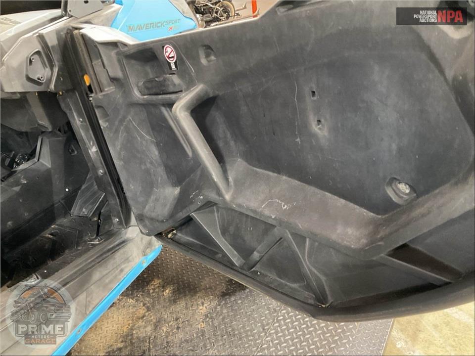 2019 Can-Am MAVERICK SPORT X RC 1000R — фото 18