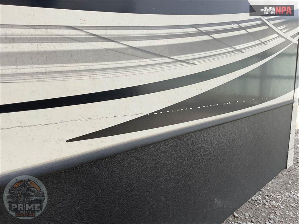 2019 Keystone Rv M-3651 RL - ALPINE FIFTH WHEEL SERIES — фото 21