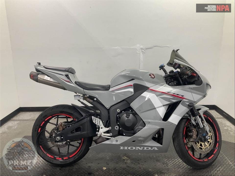 2025 Honda CBR600RR (ABS) — фото 1