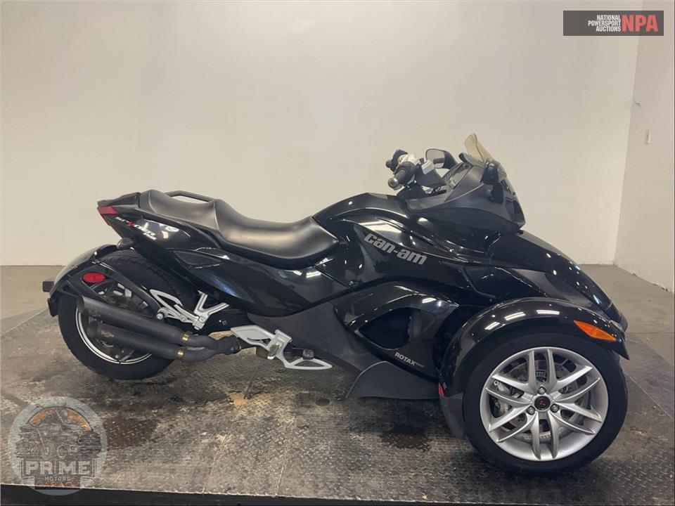 2015 CAN-AM SPYDER RS SE5