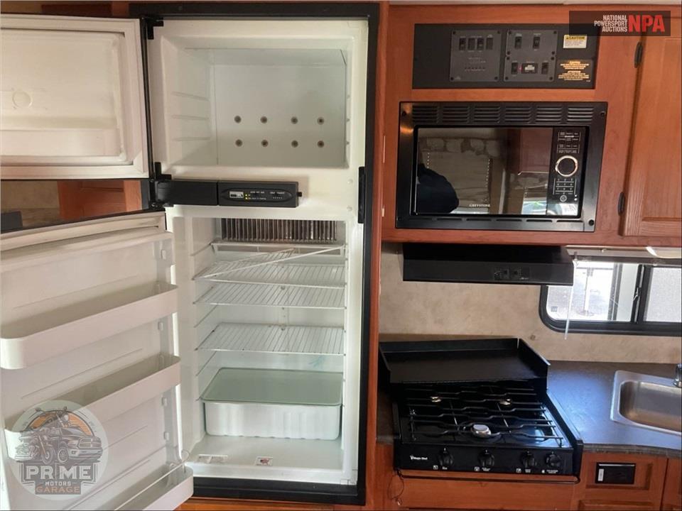 2011 Coachmen By Forest River M-31 FK FORD E45 - FREELANDER SERIES — фото 36