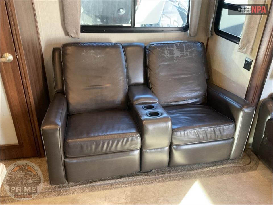 2019 Palomino By Forest River M-297RKC - COLUMBUS C-SERIES FIFTH WHEEL SERIES — фото 5