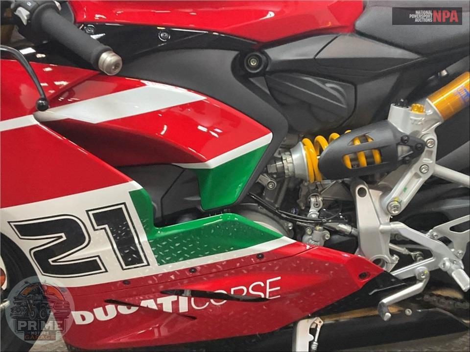 2025 Ducati PANIGALE V2 BAYLISS — фото 7