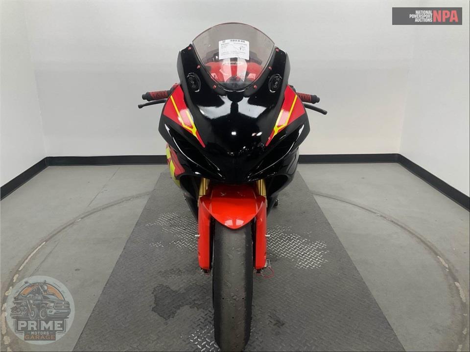 2022 Suzuki GSX-R750 — фото 2