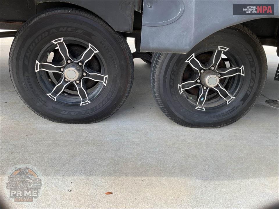 2021 Cherokee By Forest River M-3660SUITE - ARCTIC WOLF FIFTH WHEEL SERIES — фото 38
