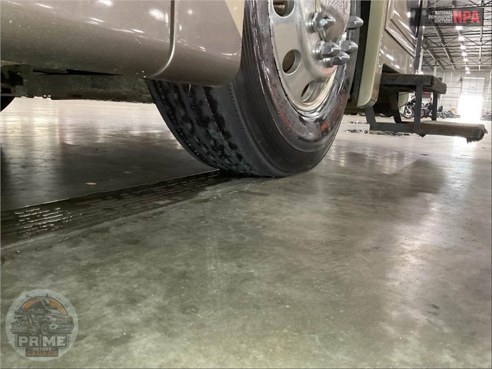 2005 Travel Supreme M-42DS04-400HP — фото 64