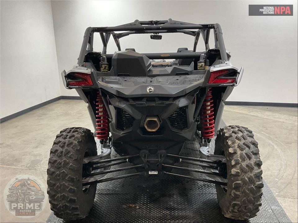 2025 Can-Am MAVERICK X3 MAX DS TURBO (RED & SILVER) — фото 4