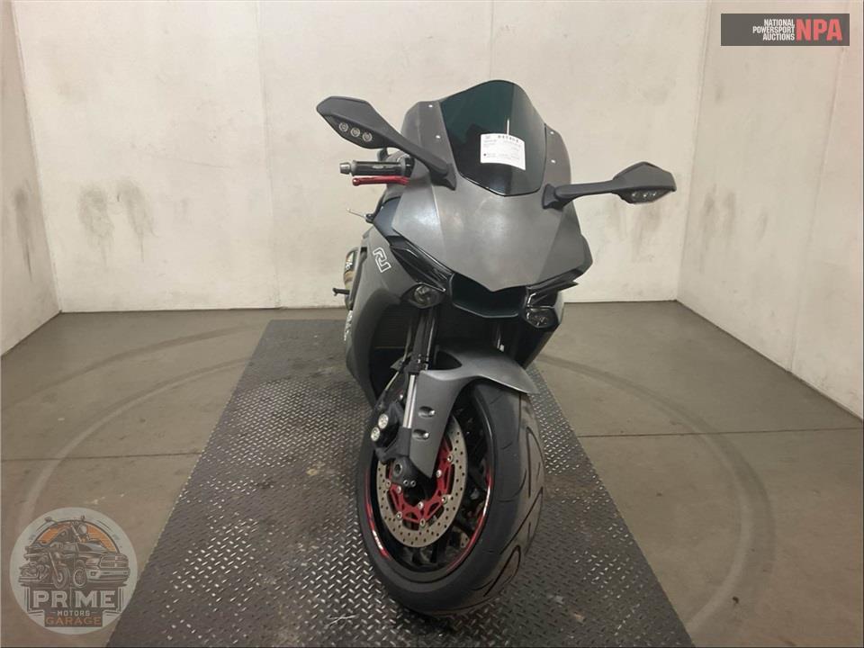 2015 Yamaha YZF-R1 — фото 2