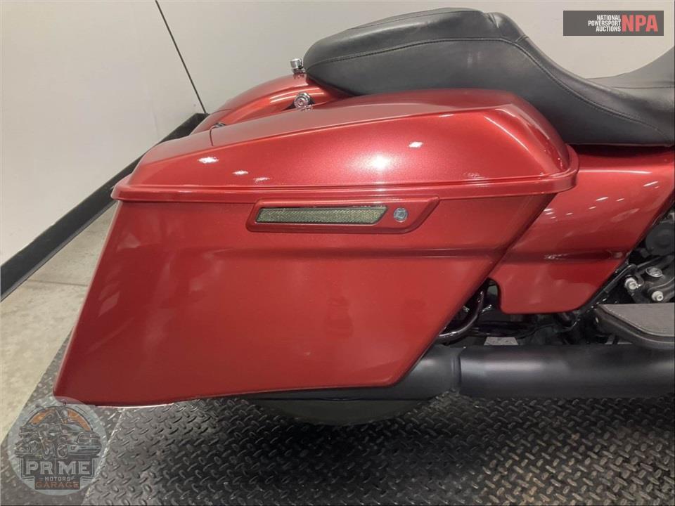 2018 Harley-Davidson FLHXS STREET GLIDE SPECIAL — фото 24