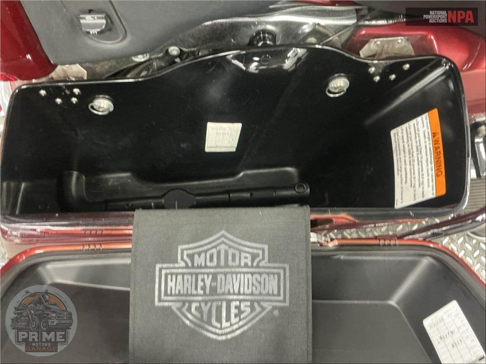 2009 Harley-Davidson FLHTCU ULTRA CLASSIC ELECTRA GLIDE — фото 25