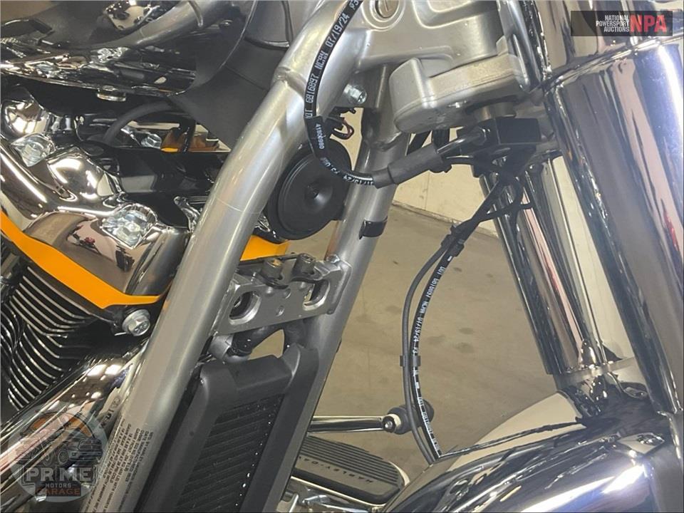 2025 Harley-Davidson FLSTFI SOFTAIL FAT BOY GRAY GHOST — фото 11