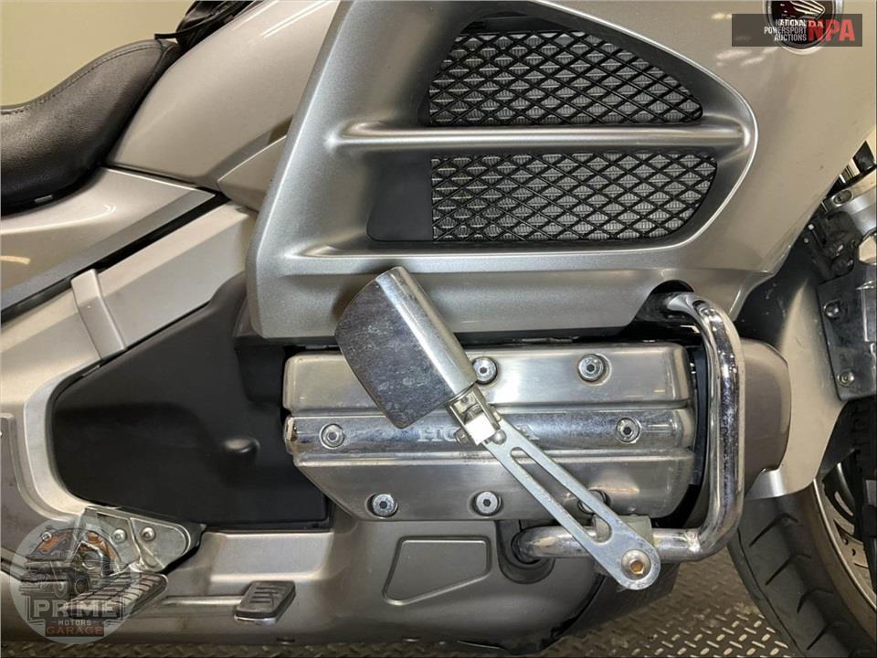 2015 Honda GL18HPNAMF GOLDWING (ABS) (**) — фото 6