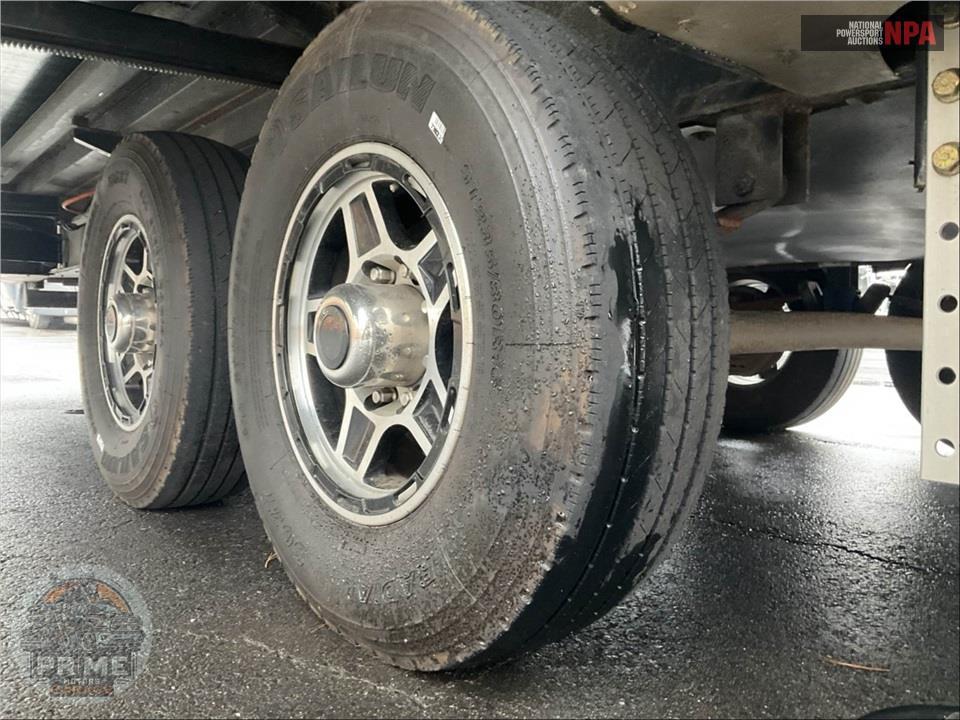 2018 Keystone Rv M-3121 RL - MONTANA FIFTH WHEEL SERIES — фото 33