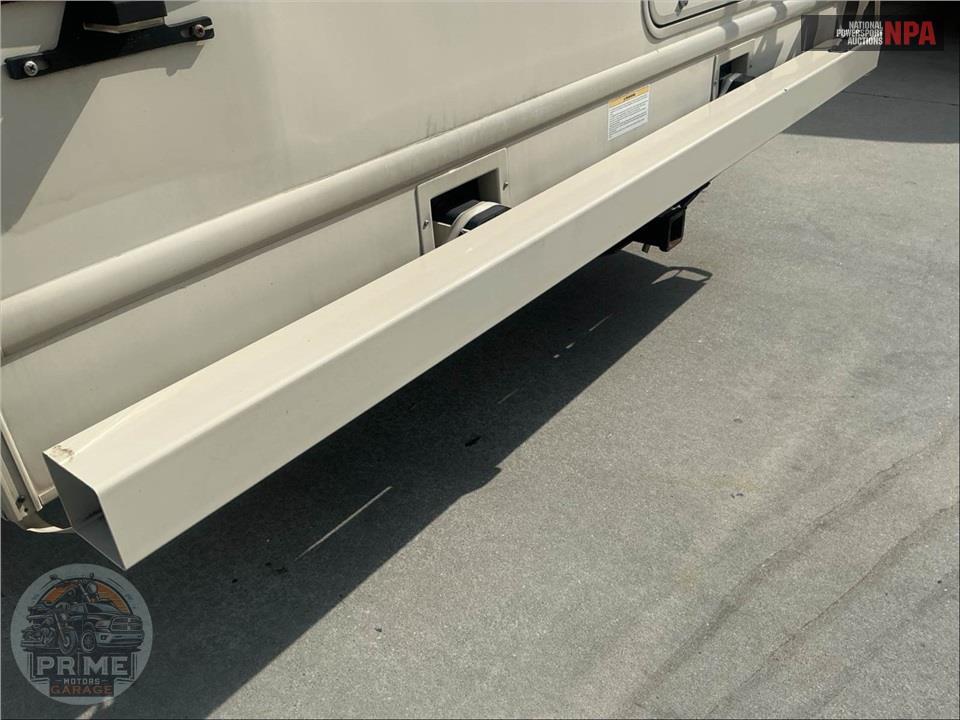 2018 Thor Motor Coach M-23H E350-V10 FREEDOM ELITE SERIES — фото 54