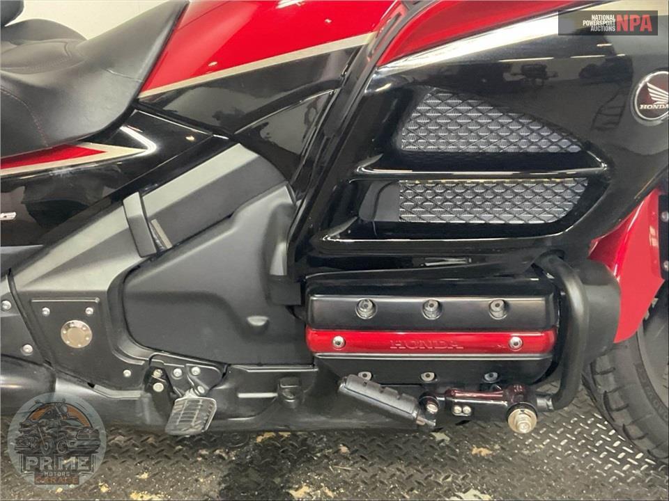 2015 Honda GL18HPMF GOLDWING — фото 6