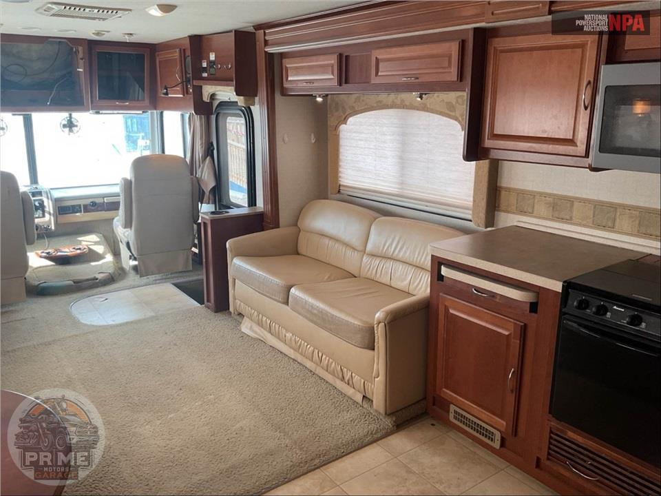 2008 Bounder M-38P WORKHORSE 340HP — фото 9