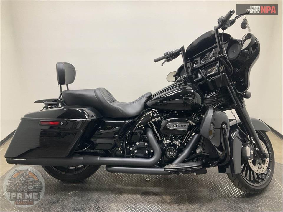2018 Harley-Davidson FLHXS STREET GLIDE SPECIAL — фото 1