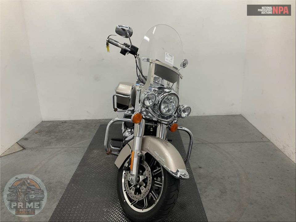2018 Harley-Davidson FLHR ROAD KING — фото 2