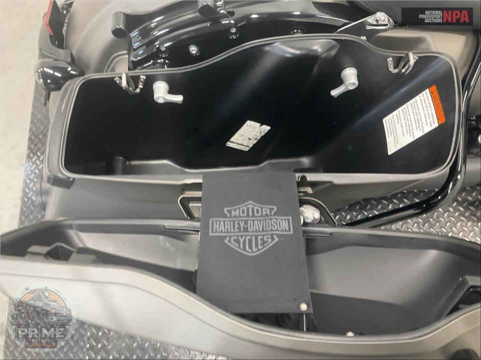 2018 Harley-Davidson FLHRXS ROAD KING SPECIAL — фото 22