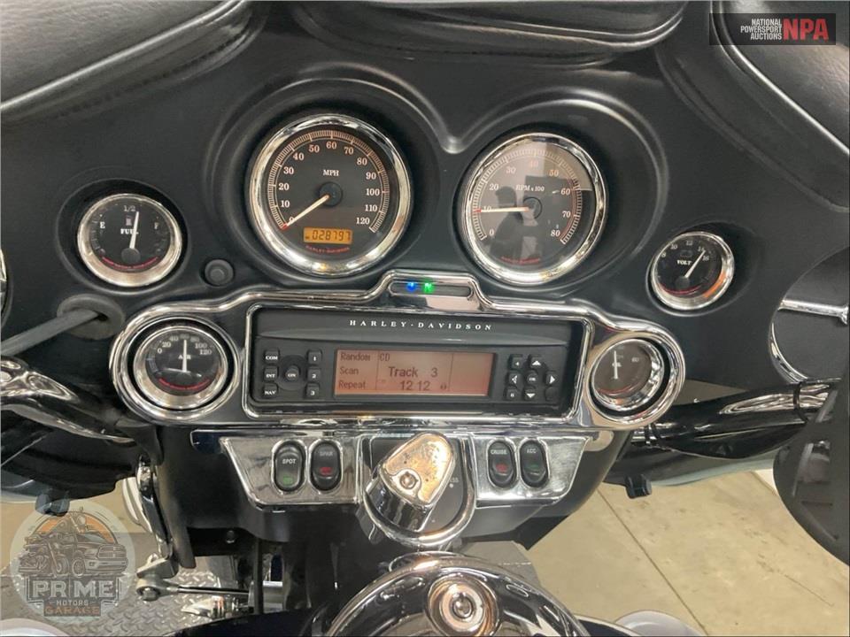 2013 Harley-Davidson FLHTCUTG TRIGLIDE UL CLSC — фото 5