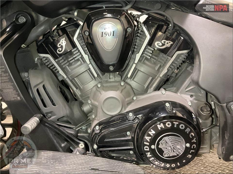 2023 Indian Motorcycle CHALLENGER DARK HORSE (SMOKE) — фото 7