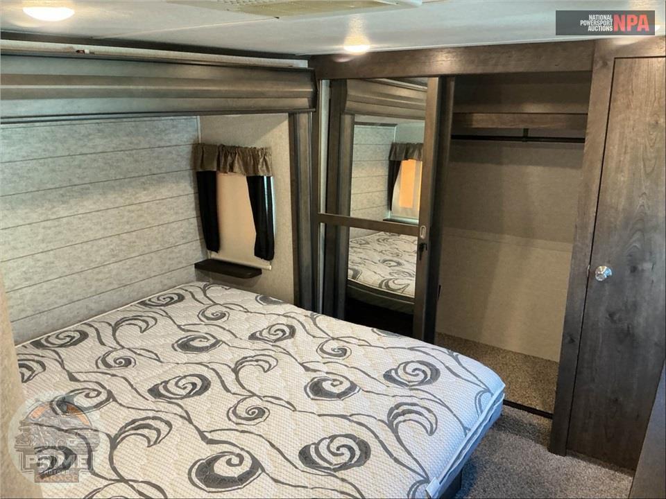 2018 Keystone Rv M-385 BR - MONTANA HIGH COUNTRY FIFTH WHEEL SERIES — фото 13